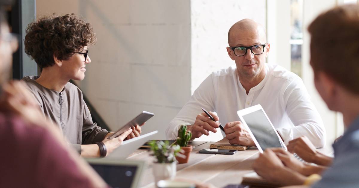 Tailoring Data Governance for SMEs: Practical Strategies and Insights 